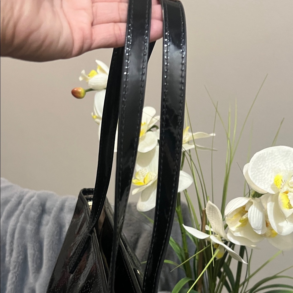 Kate Spade Harmony Metro Black Tote EUC retail $179 - Picture 3 of 9